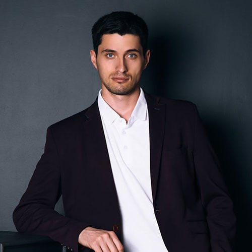 picture of a man who is a manager